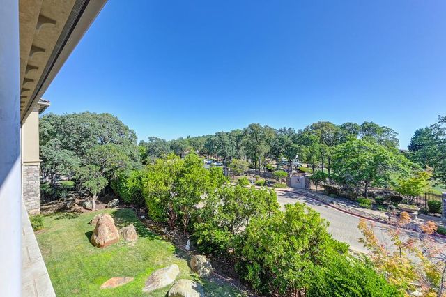 185 Powers Dr, El Dorado Hills, CA 95762
