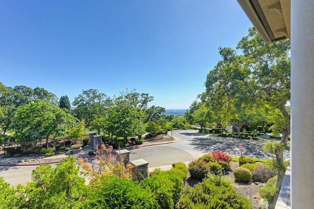 185 Powers Dr, El Dorado Hills, CA 95762