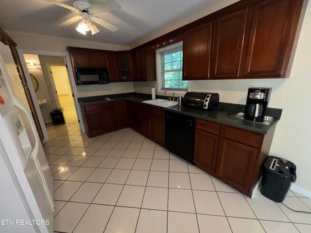 6001 Wilkerson Rd, Knoxville, TN 37912