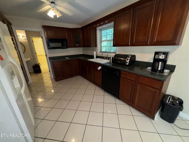 6001 Wilkerson Rd, Knoxville, TN 37912