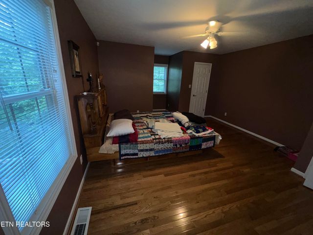 6001 Wilkerson Rd, Knoxville, TN 37912