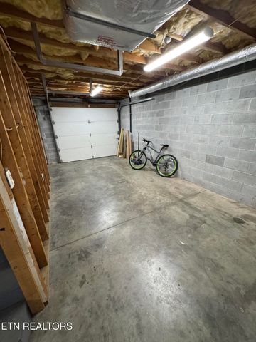 6001 Wilkerson Rd, Knoxville, TN 37912