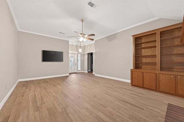 8718 Rowen Court, Needville, TX 77461