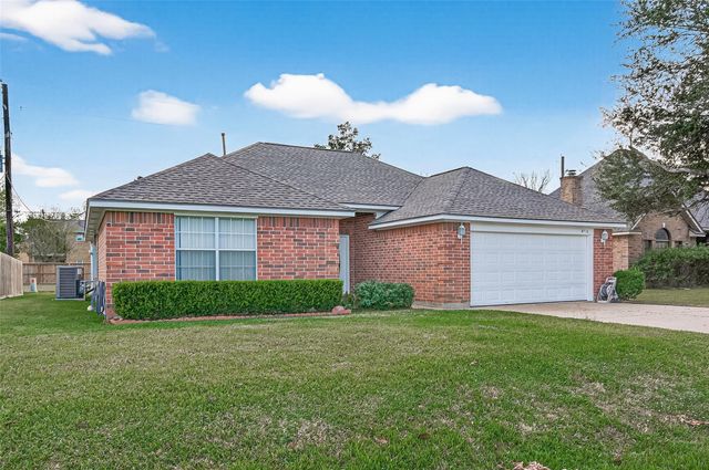 8718 Rowen Court, Needville, TX 77461