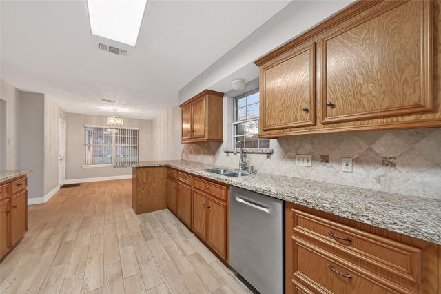 8718 Rowen Court, Needville, TX 77461