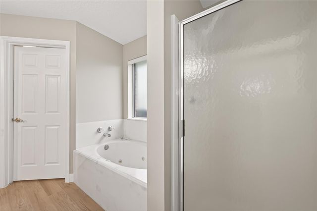 8718 Rowen Court, Needville, TX 77461