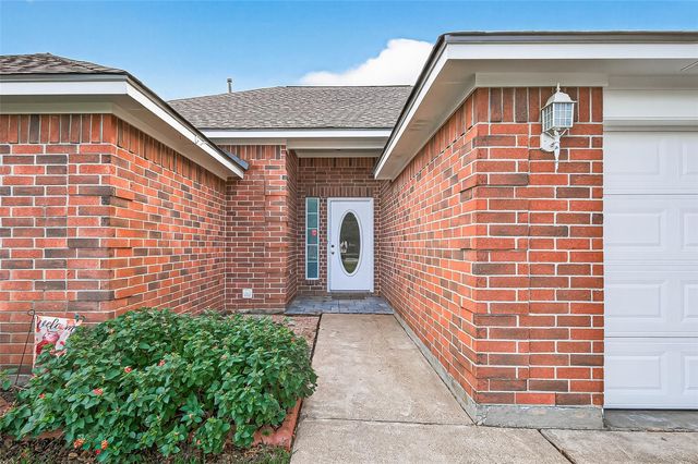 8718 Rowen Court, Needville, TX 77461