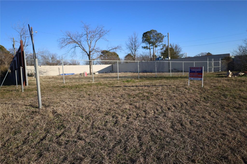 4208 N Main Street, Cleburne, TX 76058 — photo 5