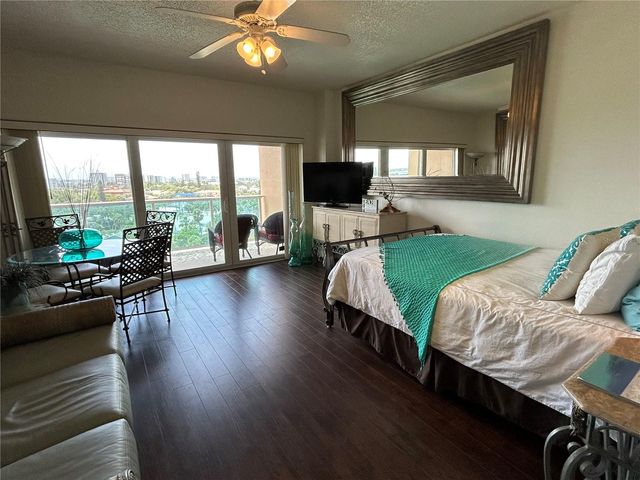 880 MANDALAY AVENUE 604, Clearwater Beach, FL 33767