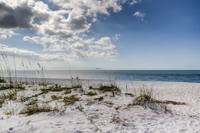 880 MANDALAY AVENUE 604, Clearwater Beach, FL 33767