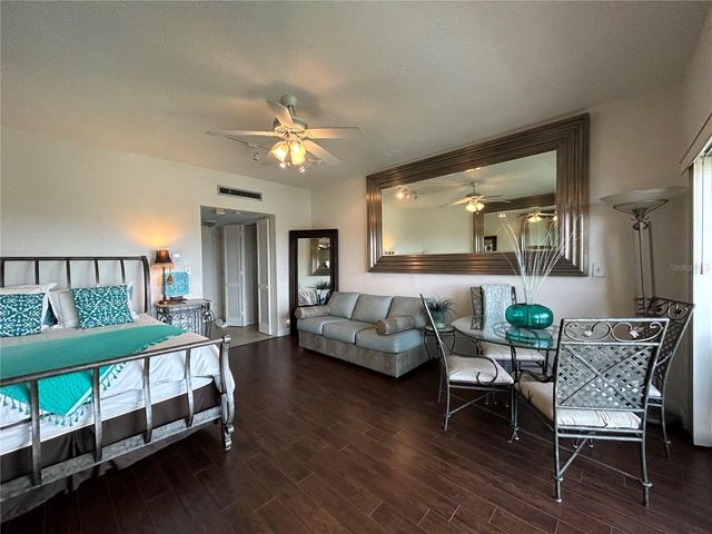 880 MANDALAY AVENUE 604, Clearwater Beach, FL 33767