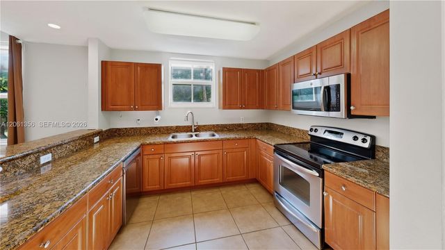 11401 NW 89th Street 208, Doral, FL 33178