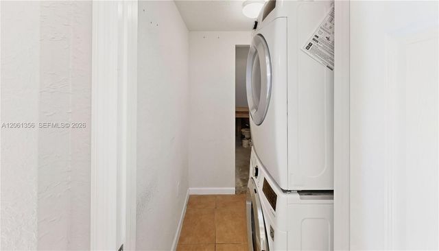 11401 NW 89th Street 208, Doral, FL 33178