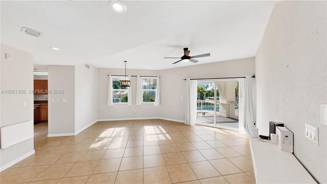 11401 NW 89th Street 208, Doral, FL 33178