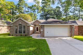 78 N Hollylaurel Circle, The Woodlands, TX 77382