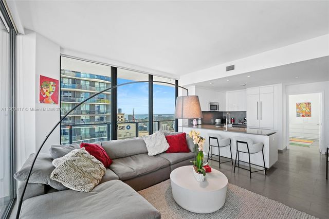 88 SW 7th St 3101, Miami, FL 33130