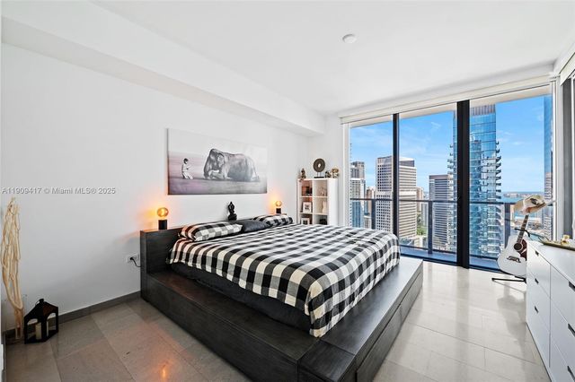 88 SW 7th St 3101, Miami, FL 33130