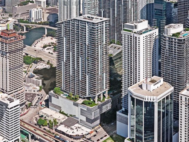 88 SW 7th St 3101, Miami, FL 33130