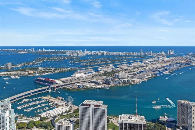 88 SW 7th St 3101, Miami, FL 33130