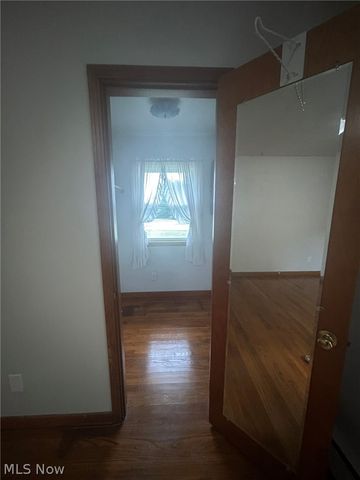 2569 Johnnycake Road SE, Warren, OH 44484