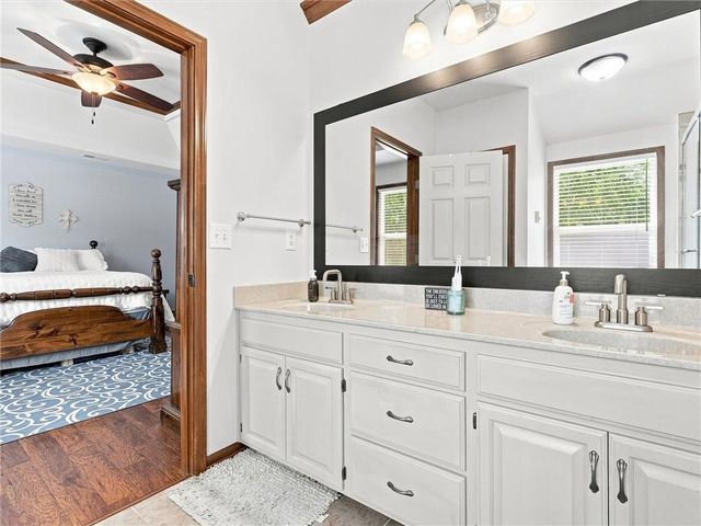 7332 N Eastern Avenue, Kansas City, MO 64119