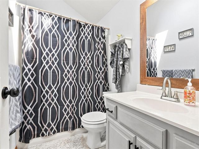 7332 N Eastern Avenue, Kansas City, MO 64119