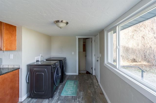 2327 E Longfellow Ave, Spokane, WA 99207