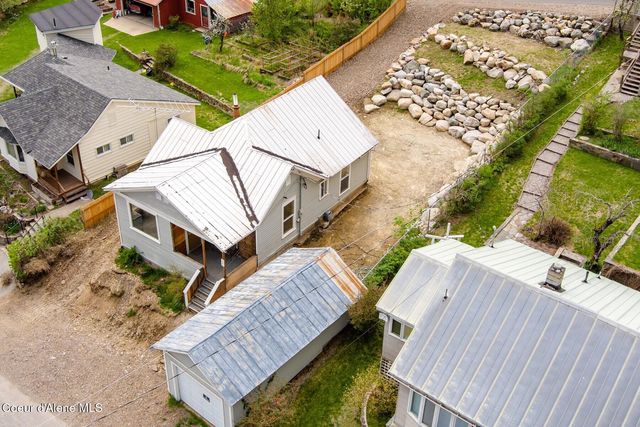 525 Big Hill Rd, Hope, ID 83836