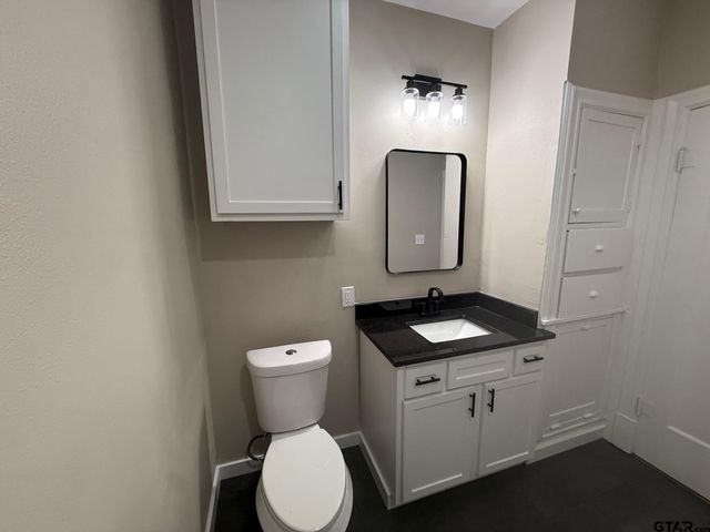 1512 E HOUSTON ST, Tyler, TX 75702