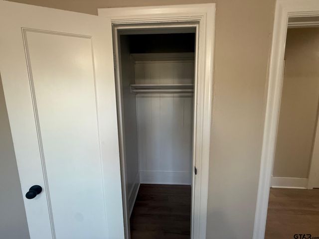 1512 E HOUSTON ST, Tyler, TX 75702