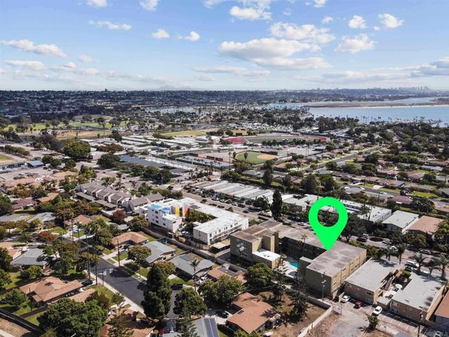 2266 Grand 23, San Diego, CA 92109