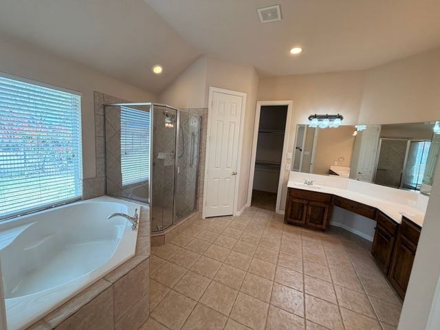 2185 Clubview Drive, Rockwall, TX 75087