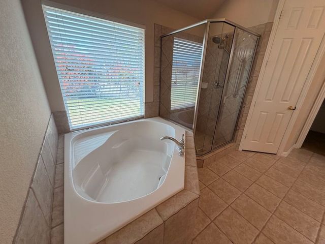 2185 Clubview Drive, Rockwall, TX 75087