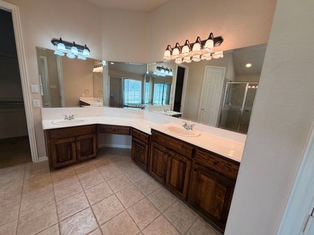 2185 Clubview Drive, Rockwall, TX 75087