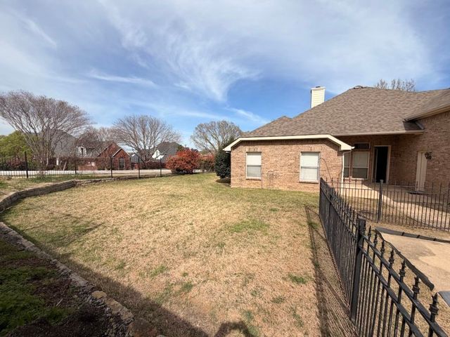 2185 Clubview Drive, Rockwall, TX 75087