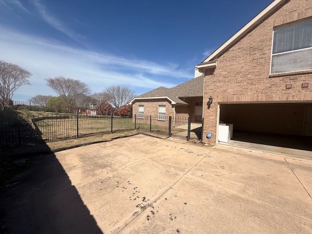2185 Clubview Drive, Rockwall, TX 75087