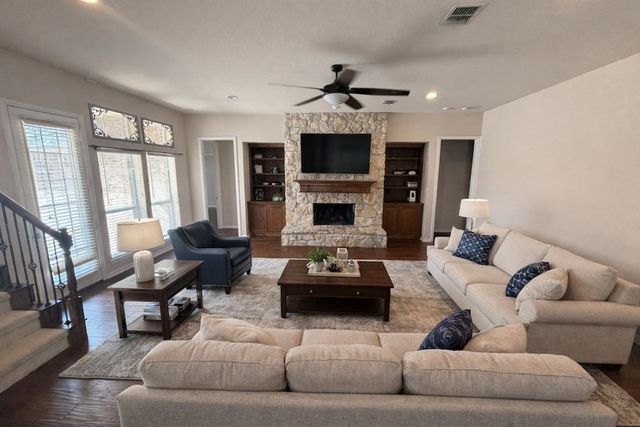 2185 Clubview Drive, Rockwall, TX 75087