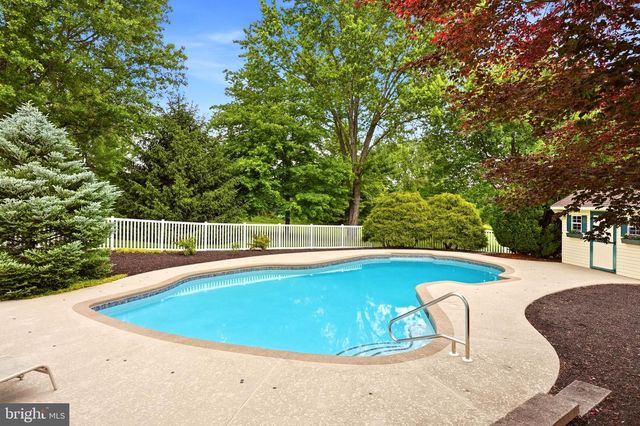 815 HAWTHORNE ST, Downingtown, PA 19335