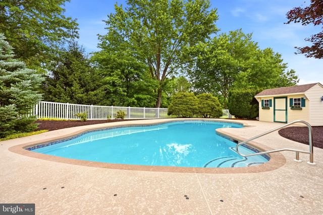 815 HAWTHORNE ST, Downingtown, PA 19335