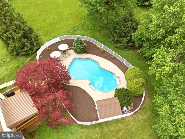 815 HAWTHORNE ST, Downingtown, PA 19335
