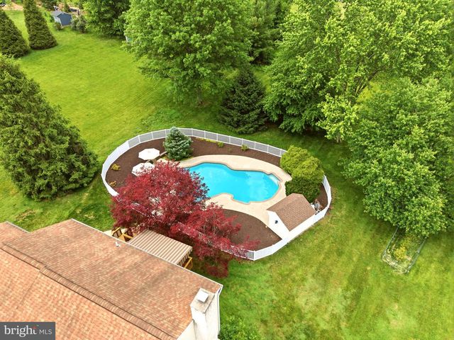 815 HAWTHORNE ST, Downingtown, PA 19335