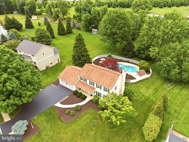 815 HAWTHORNE ST, Downingtown, PA 19335