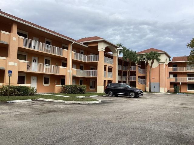 6900 SW 39th Street 308j, Davie, FL 33314