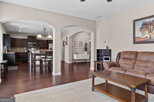 11 Ponder Place, Newnan, GA 30265