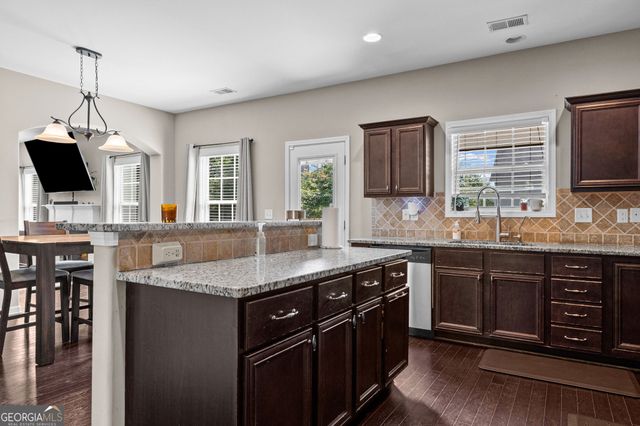 11 Ponder Place, Newnan, GA 30265