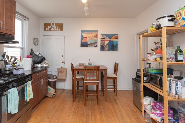 2616 N Marshfield Avenue 2F, Chicago, IL 60614