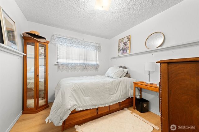 5708 78th Street E, Puyallup, WA 98371