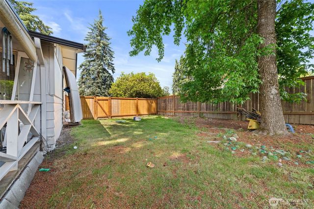 5708 78th Street E, Puyallup, WA 98371