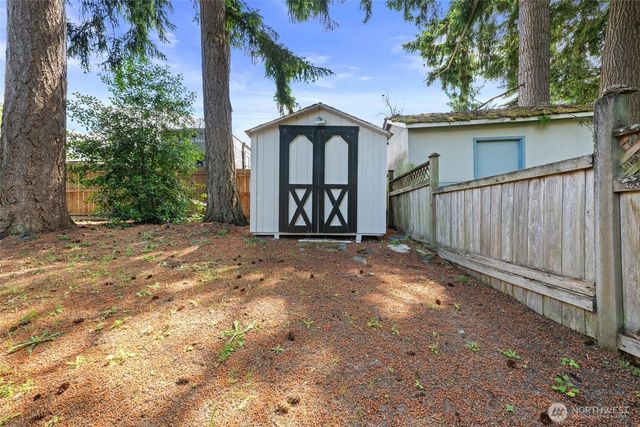 5708 78th Street E, Puyallup, WA 98371