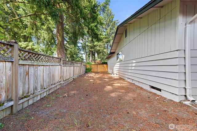 5708 78th Street E, Puyallup, WA 98371